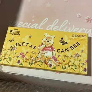 Winnie the Pooh Sweet As Can Bee Colour Pop pallet